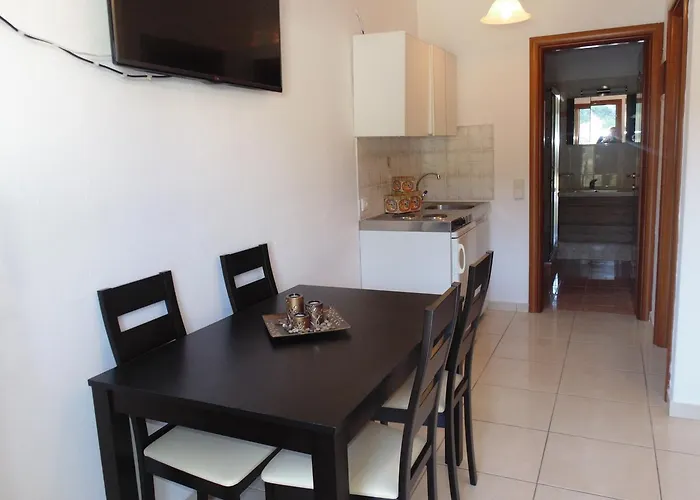 Skiathos Diamond מלון דירות Kolios